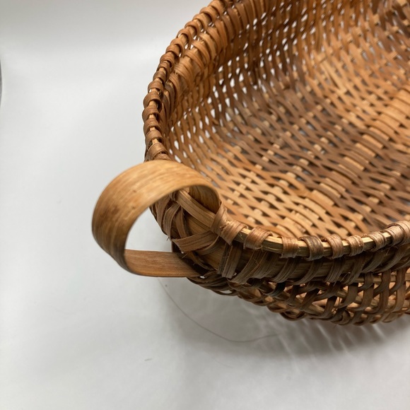 Pre-owned Buttock Splint Weave Basket, handles on each side - Picture 6 of 9